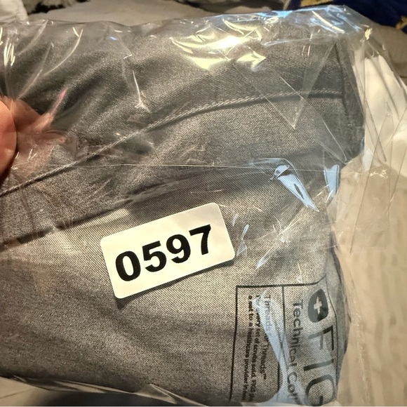 Figs Gray Scrub Short Sleeve Top - Picture 7 of 7